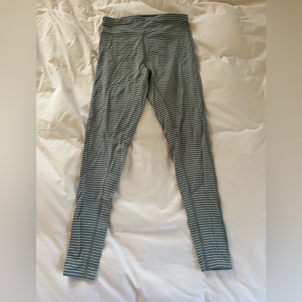 Carve Designs leggings